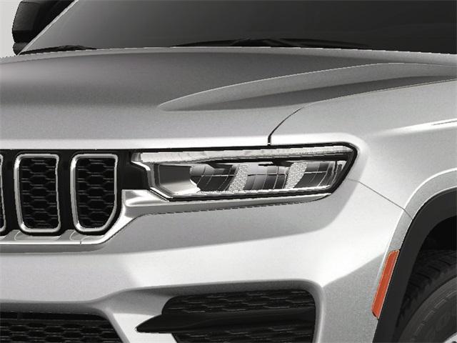 new 2025 Jeep Grand Cherokee car, priced at $37,985