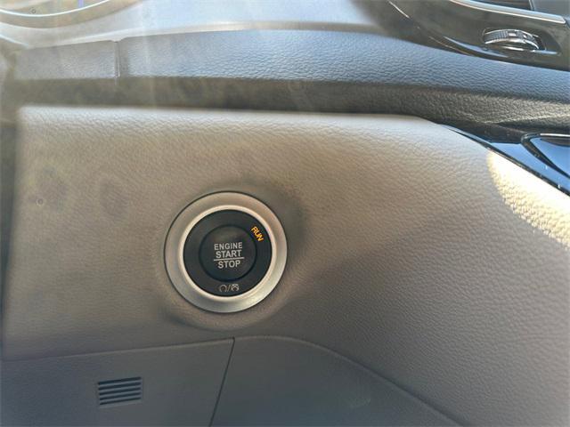 used 2020 Chrysler Pacifica car, priced at $15,265
