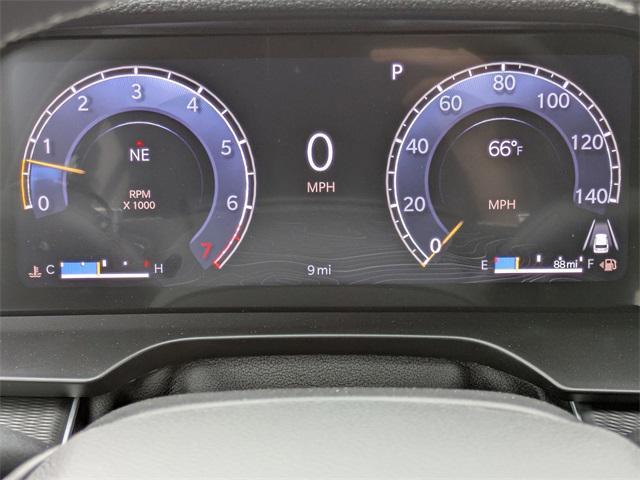 new 2025 Jeep Grand Cherokee car, priced at $42,910