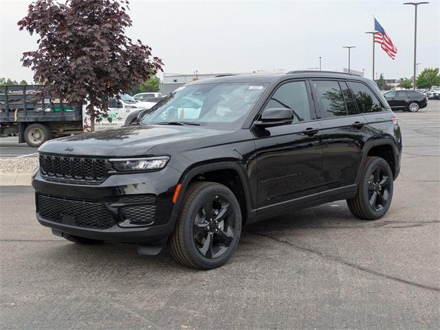 new 2025 Jeep Grand Cherokee car, priced at $42,910