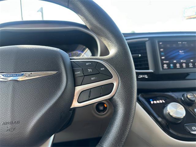 used 2018 Chrysler Pacifica car, priced at $13,963