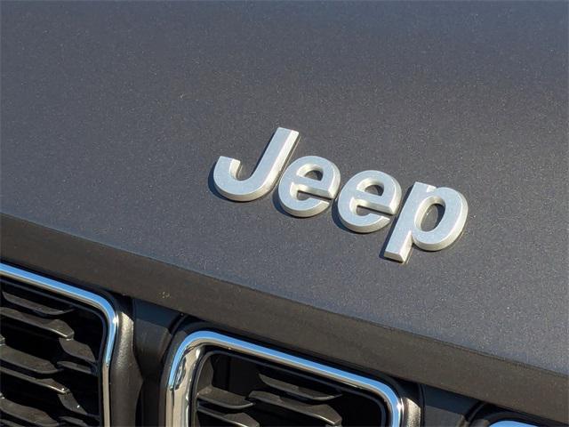 new 2025 Jeep Grand Cherokee L car, priced at $40,537