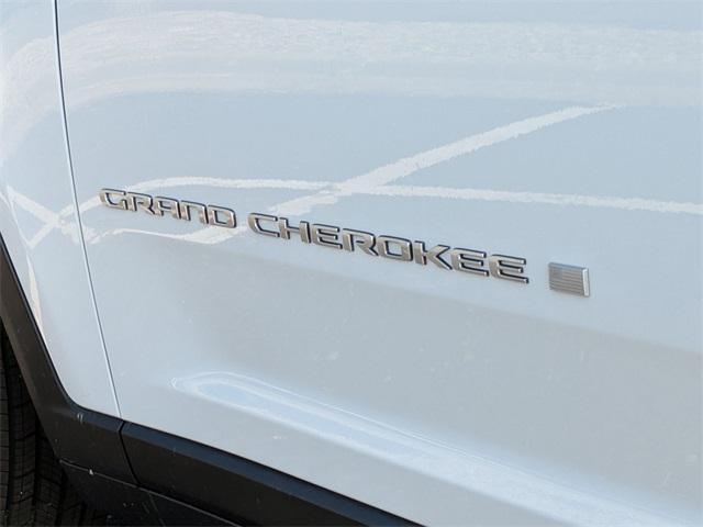 new 2025 Jeep Grand Cherokee car, priced at $42,096
