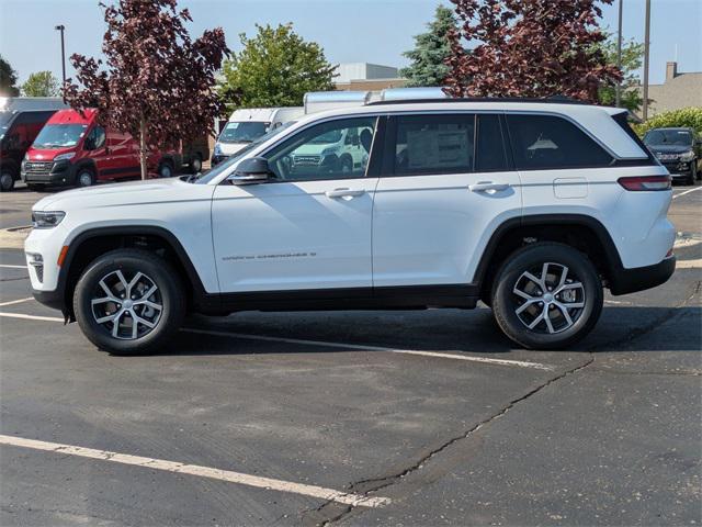 new 2025 Jeep Grand Cherokee car, priced at $42,096