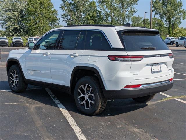new 2025 Jeep Grand Cherokee car, priced at $42,096