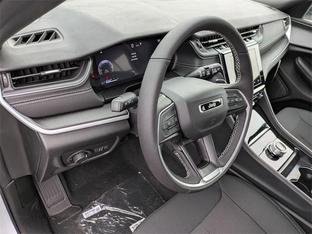 new 2025 Jeep Grand Cherokee L car, priced at $40,028