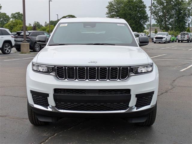 new 2025 Jeep Grand Cherokee L car, priced at $40,028