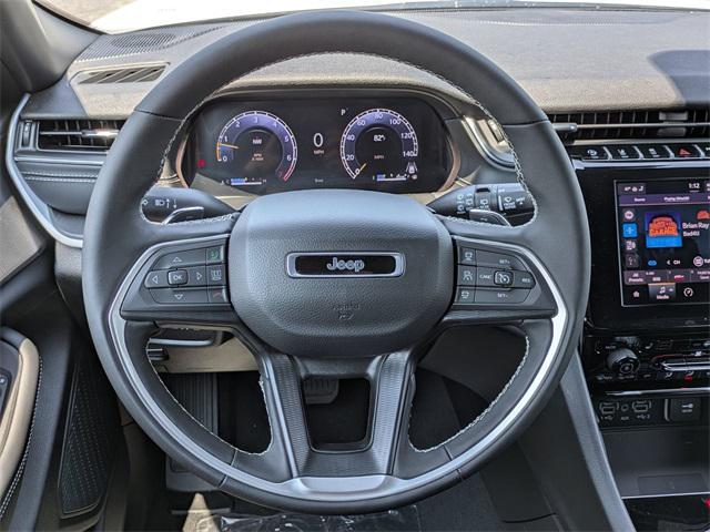 new 2025 Jeep Grand Cherokee car, priced at $44,401