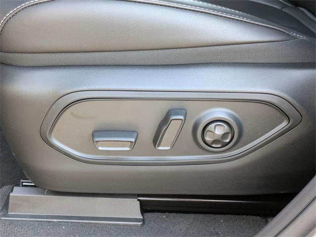 new 2025 Jeep Grand Cherokee car, priced at $44,935