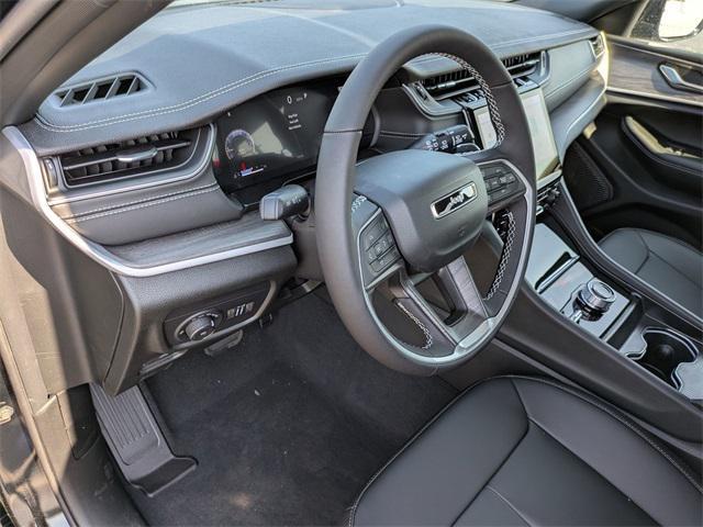 new 2025 Jeep Grand Cherokee car, priced at $44,935