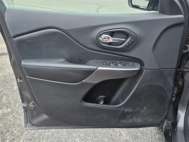 used 2019 Jeep Cherokee car, priced at $18,408