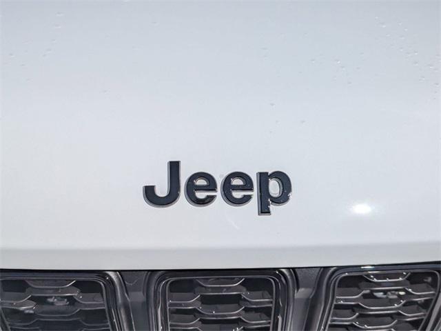new 2025 Jeep Grand Cherokee car, priced at $42,269