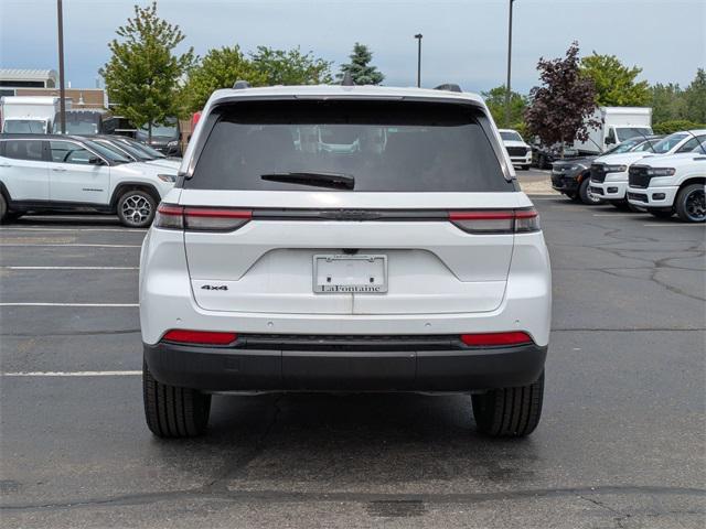 new 2025 Jeep Grand Cherokee car, priced at $42,401
