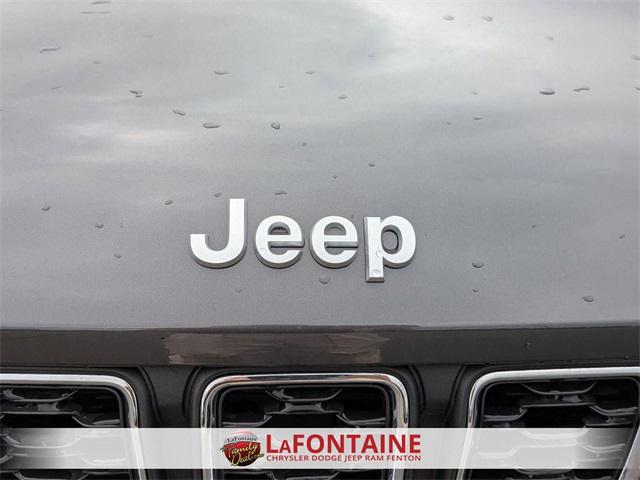 new 2025 Jeep Grand Cherokee car, priced at $38,544