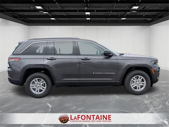 new 2025 Jeep Grand Cherokee car, priced at $38,544