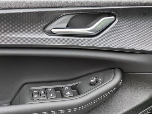 new 2025 Jeep Grand Cherokee car, priced at $42,401