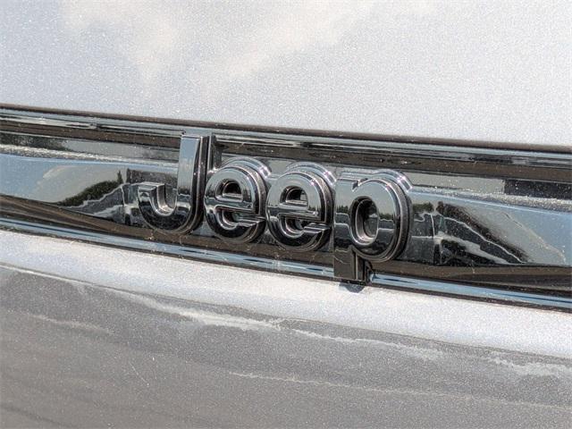 new 2025 Jeep Grand Cherokee car, priced at $42,720
