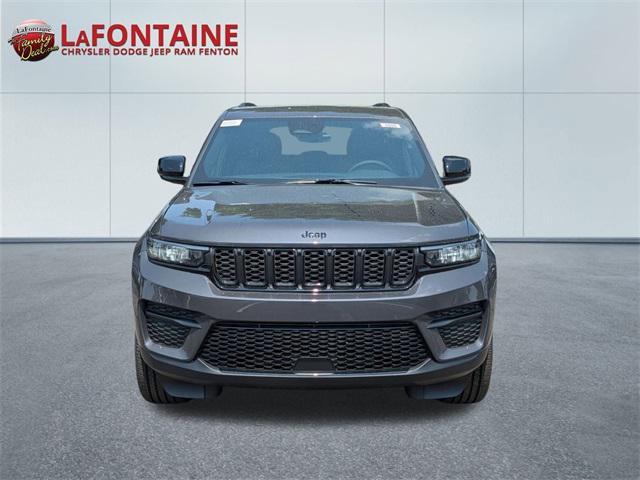 new 2025 Jeep Grand Cherokee car, priced at $42,720