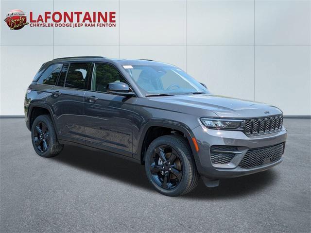 new 2025 Jeep Grand Cherokee car, priced at $42,720