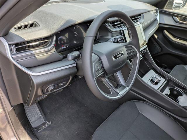 new 2025 Jeep Grand Cherokee car, priced at $42,720