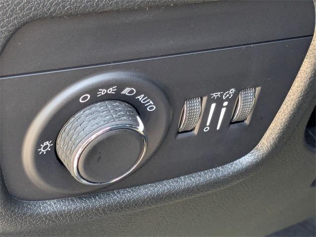 new 2025 Jeep Grand Cherokee L car, priced at $44,772