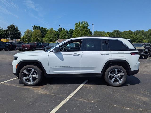 new 2025 Jeep Grand Cherokee car, priced at $51,361