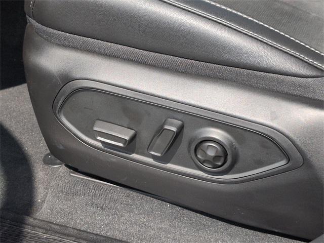 new 2025 Jeep Grand Cherokee L car, priced at $44,263