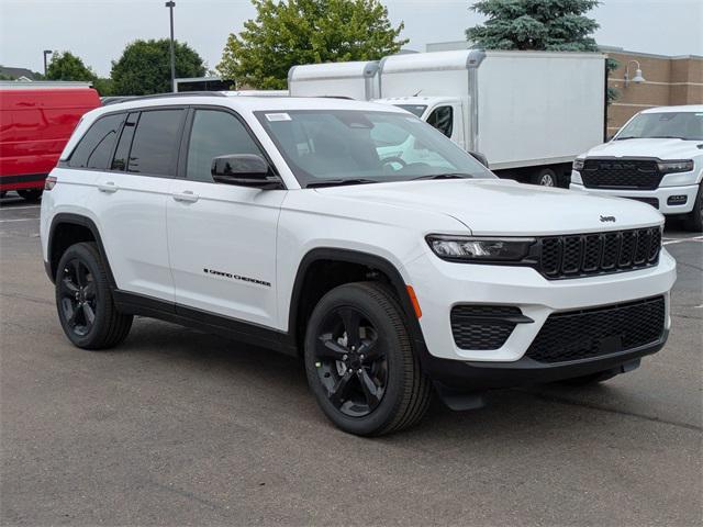 new 2025 Jeep Grand Cherokee car, priced at $44,401