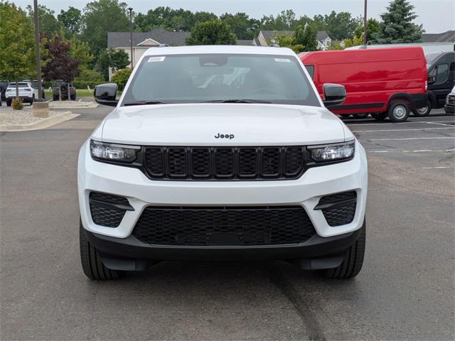 new 2025 Jeep Grand Cherokee car, priced at $44,401