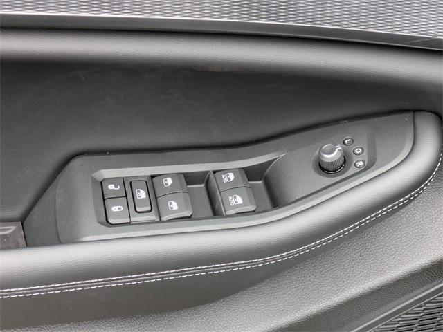 new 2025 Jeep Grand Cherokee car, priced at $44,401