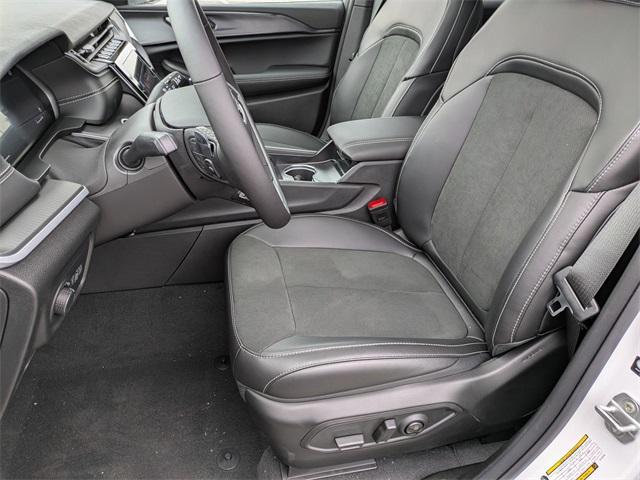 new 2025 Jeep Grand Cherokee car, priced at $44,401