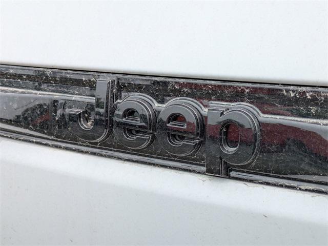 new 2025 Jeep Grand Cherokee car, priced at $44,401