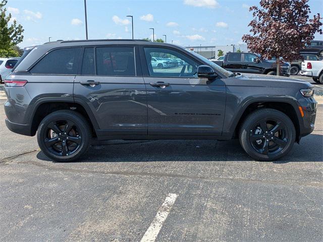 new 2025 Jeep Grand Cherokee car, priced at $42,720