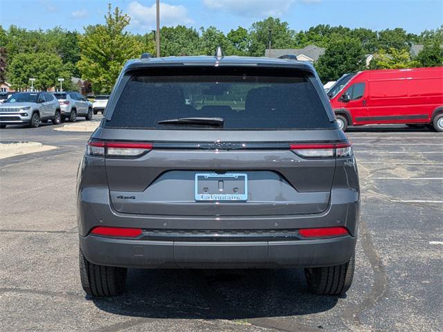 new 2025 Jeep Grand Cherokee car, priced at $42,720