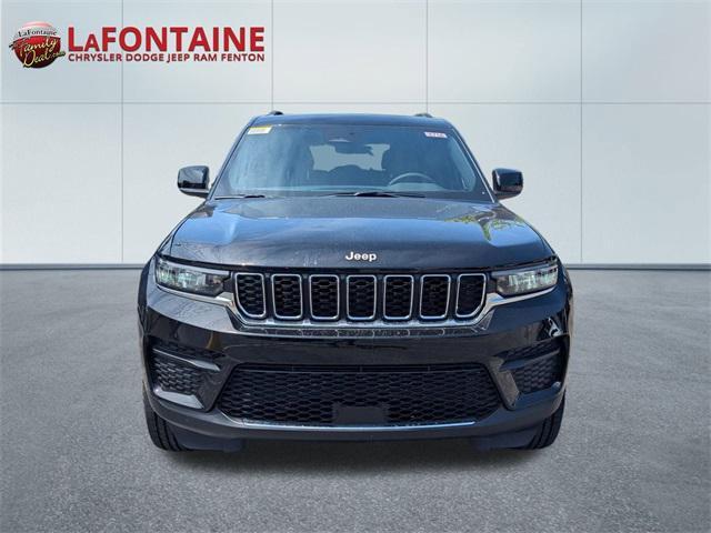 new 2025 Jeep Grand Cherokee car, priced at $38,675