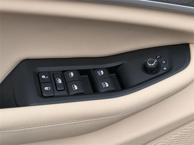new 2025 Jeep Grand Cherokee car, priced at $44,755