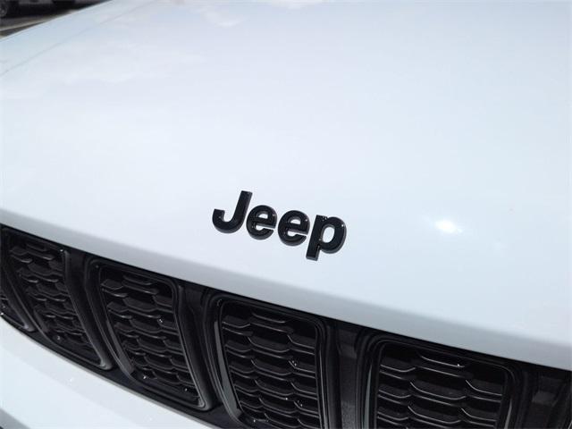 new 2025 Jeep Grand Cherokee L car, priced at $50,042
