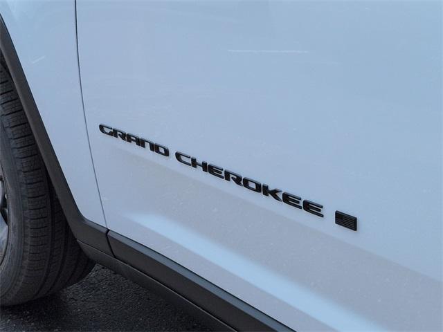 new 2025 Jeep Grand Cherokee L car, priced at $50,042