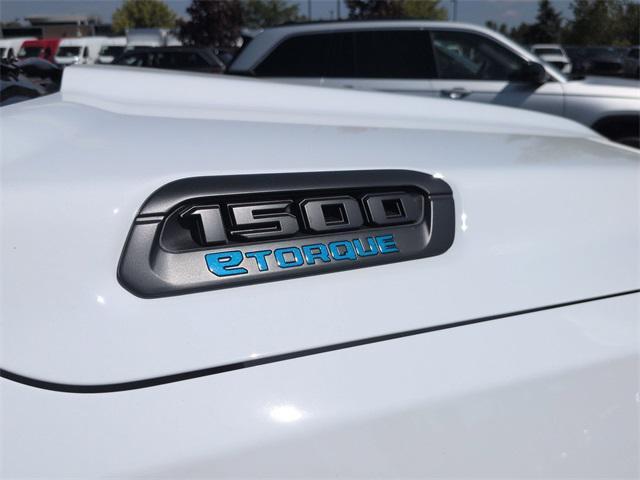 new 2025 Ram 1500 car, priced at $52,327