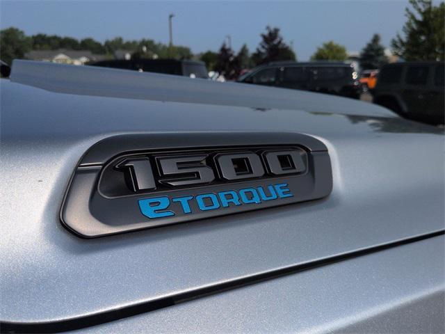 new 2025 Ram 1500 car, priced at $44,072