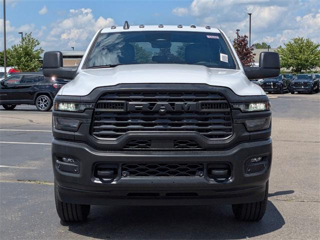 new 2025 Ram 3500 car, priced at $61,126