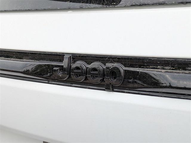 new 2025 Jeep Grand Cherokee car, priced at $44,401