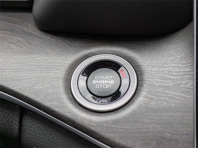 new 2025 Jeep Grand Cherokee car, priced at $42,096