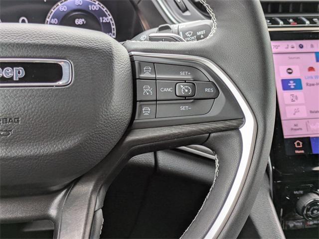 new 2025 Jeep Grand Cherokee car, priced at $42,096