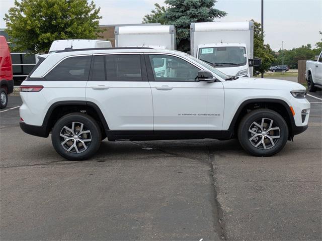 new 2025 Jeep Grand Cherokee car, priced at $42,096
