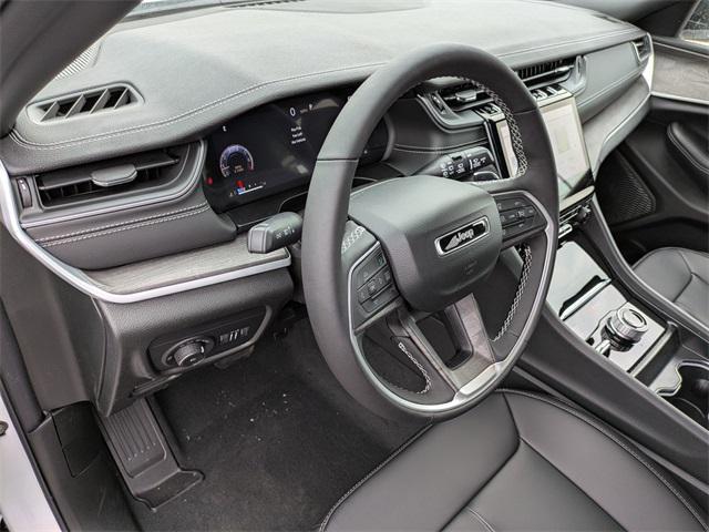 new 2025 Jeep Grand Cherokee car, priced at $42,096
