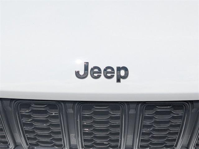 new 2025 Jeep Grand Cherokee L car, priced at $43,958
