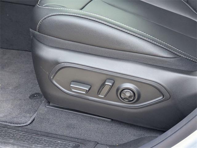 new 2025 Jeep Grand Cherokee L car, priced at $44,277