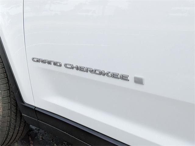 new 2025 Jeep Grand Cherokee car, priced at $38,166