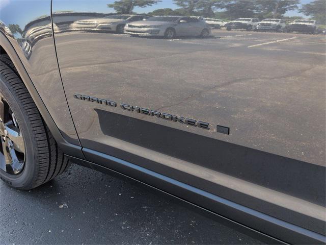 new 2025 Jeep Grand Cherokee L car, priced at $44,272